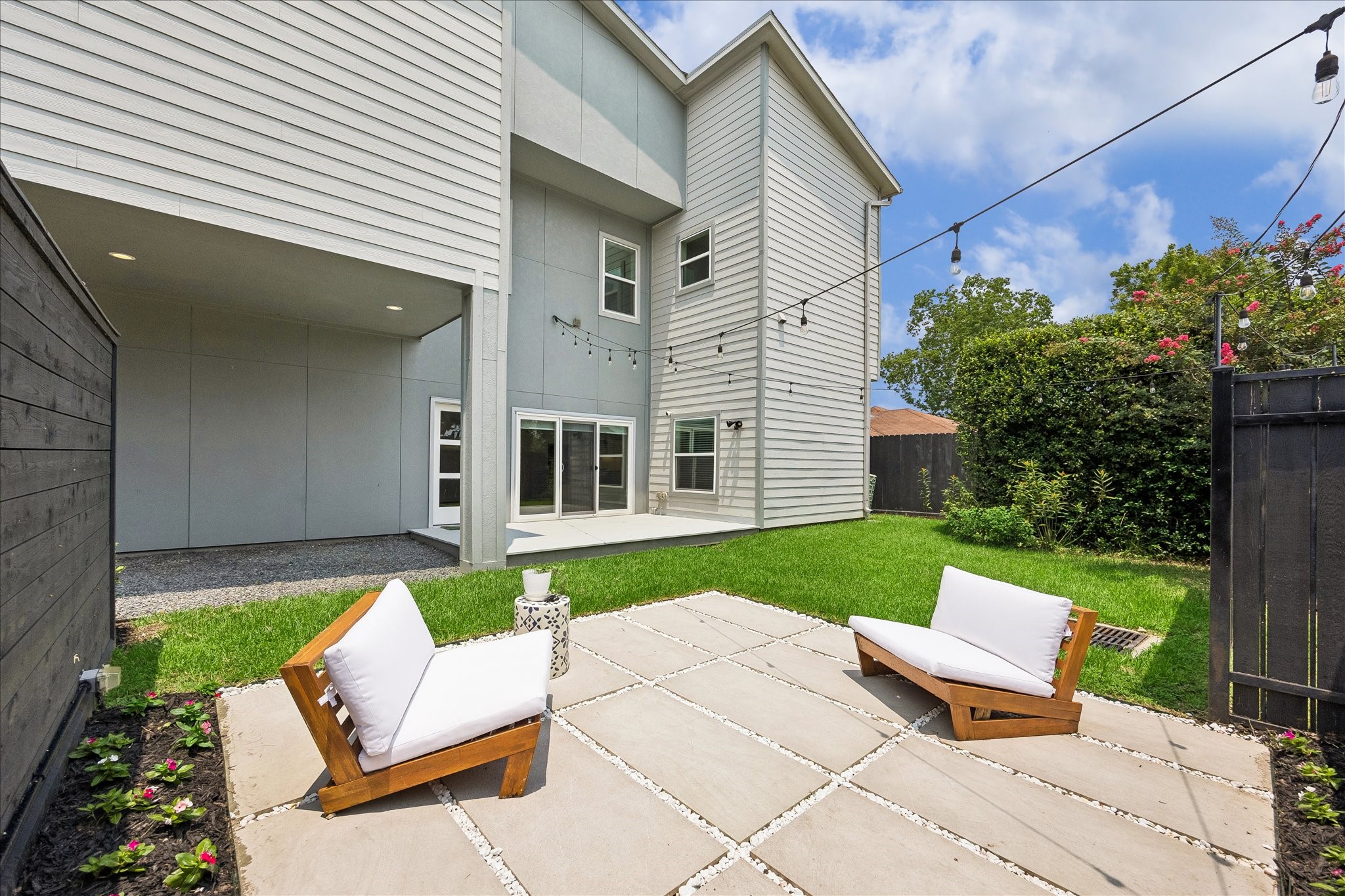  7702 Jacquelyn Oaks Road - 物件實景