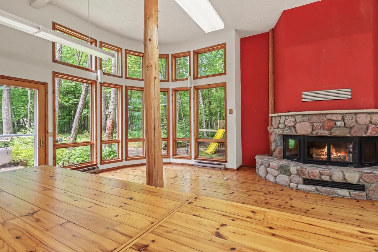 Manitowish Waters, Wisconsin, 54545, United States, 4 Bedrooms Bedrooms, ,3 BathroomsBathrooms,Residential,For Sale,1974750