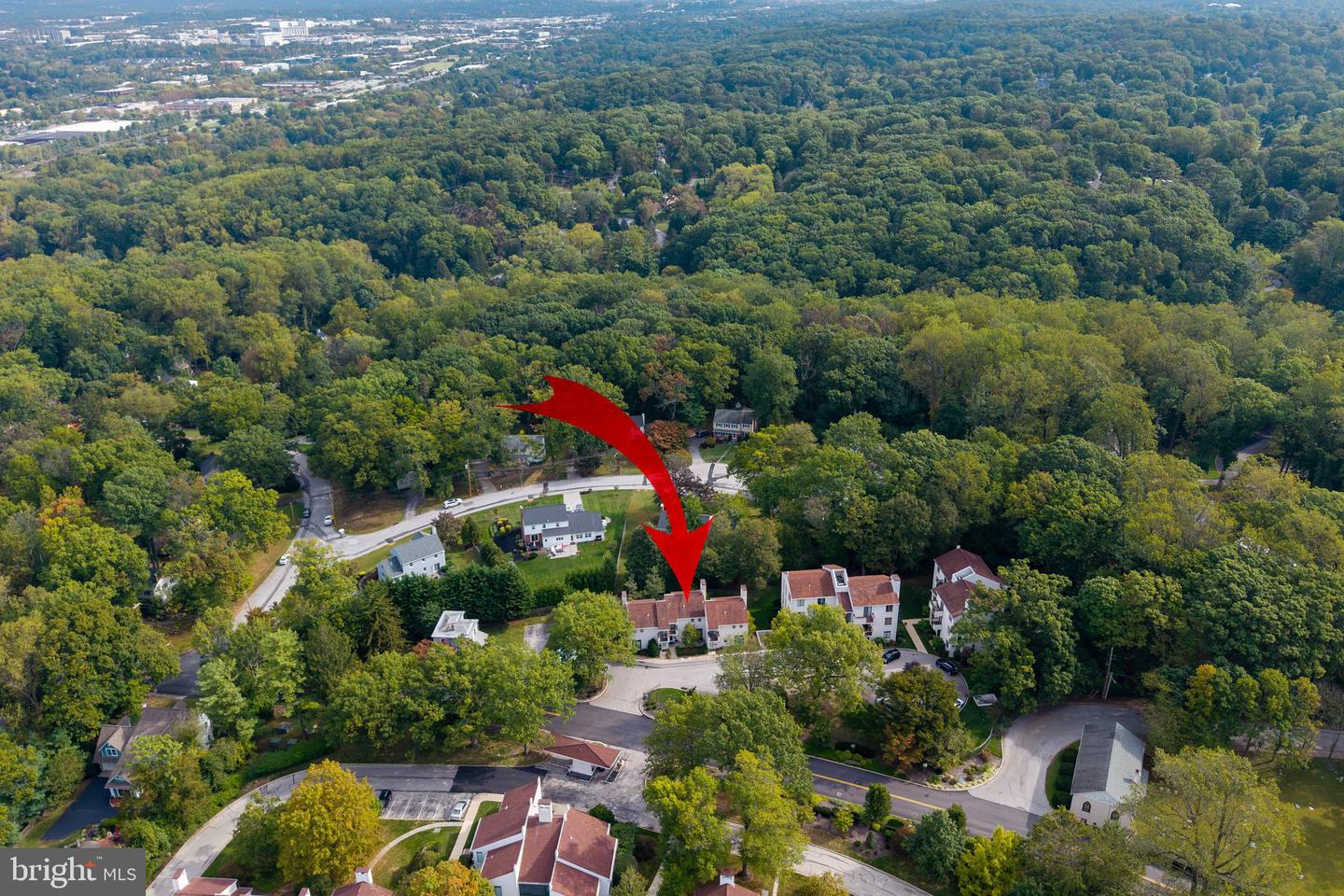 DEVON, Pennsylvania, 19333, United States, 2 Bedrooms Bedrooms, ,3 BathroomsBathrooms,Residential,For Sale,1980248