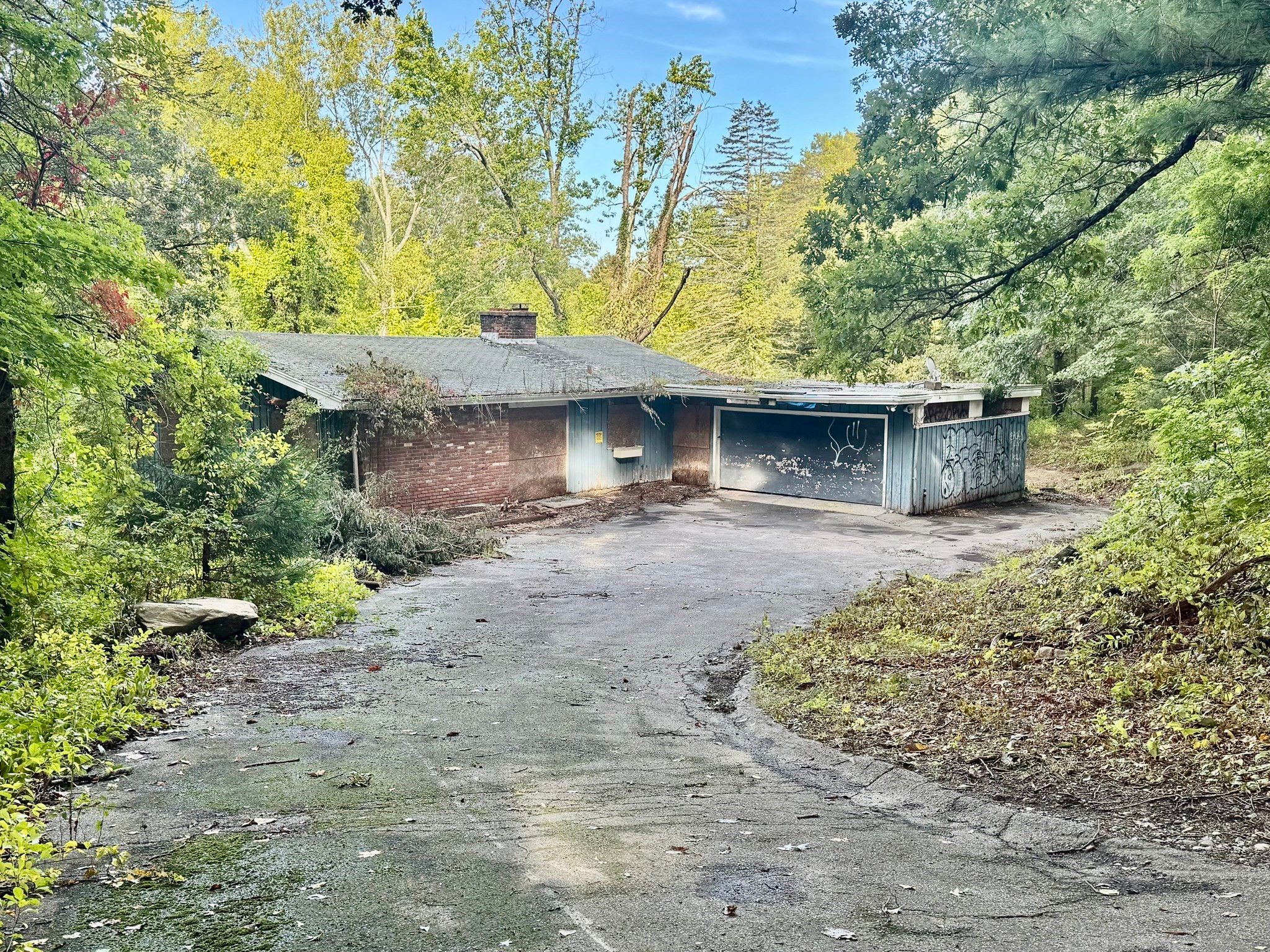  28 Cherry St, Shrewsbury, MA, 01545 - 物件實景