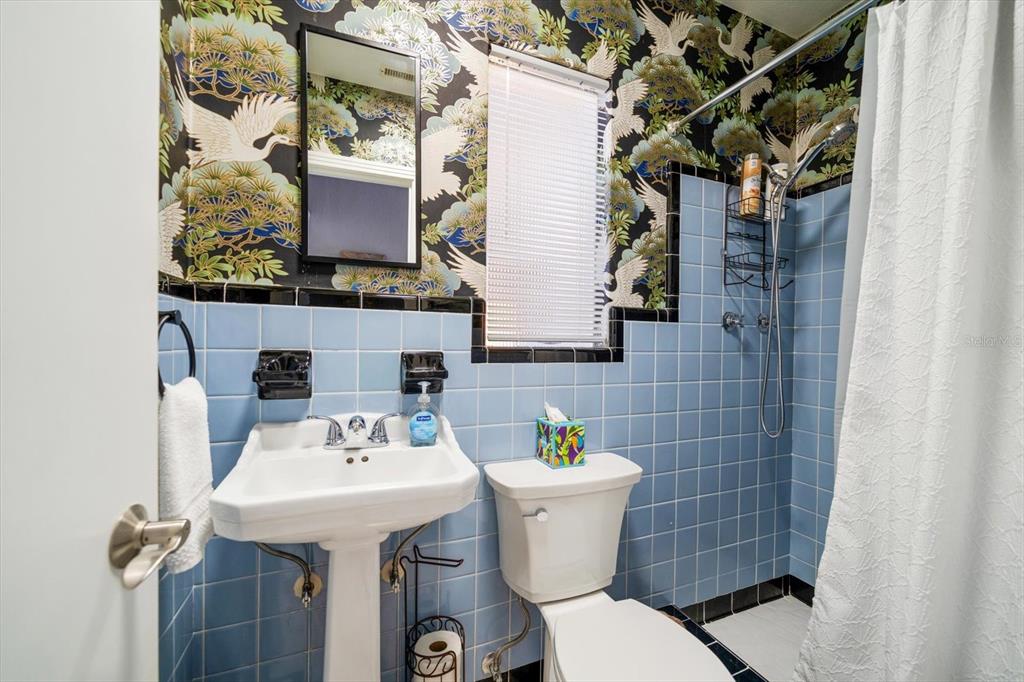 Belleair, Florida, 33756, United States, 2 Bedrooms Bedrooms, ,2 BathroomsBathrooms,Residential,For Sale,1917334