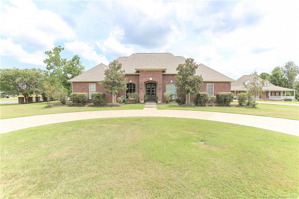 Lake Charles, Louisiana, 70611, United States, 4 Bedrooms Bedrooms, ,4 BathroomsBathrooms,Residential,For Sale,1921126