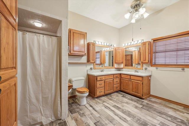 Beaumont, Texas, 77705-7309, United States, 3 Bedrooms Bedrooms, ,Residential,For Sale,1797006