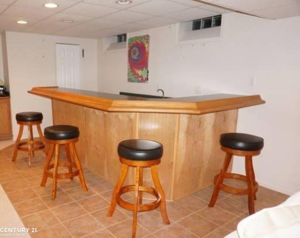 Macomb Twp, Michigan, 48044, United States, 4 Bedrooms Bedrooms, ,4 BathroomsBathrooms,Residential,For Sale,1894299