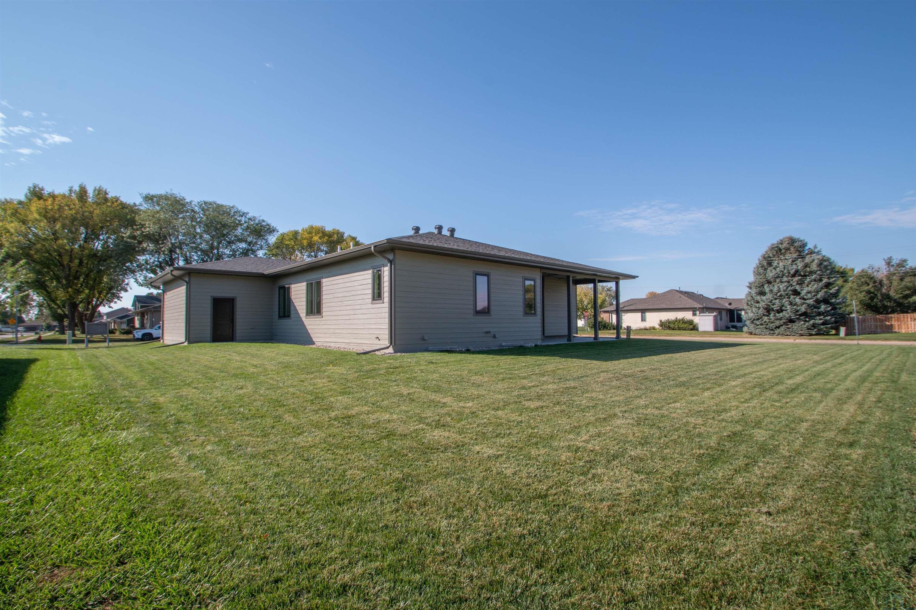 Sergeant Bluff, Iowa, 51054, United States, 3 Bedrooms Bedrooms, ,2 BathroomsBathrooms,Residential,For Sale,1974181