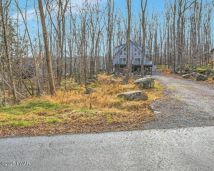 Lake Ariel, Pennsylvania, 18436, United States, 4 Bedrooms Bedrooms, ,4 BathroomsBathrooms,Residential,For Sale,1998731