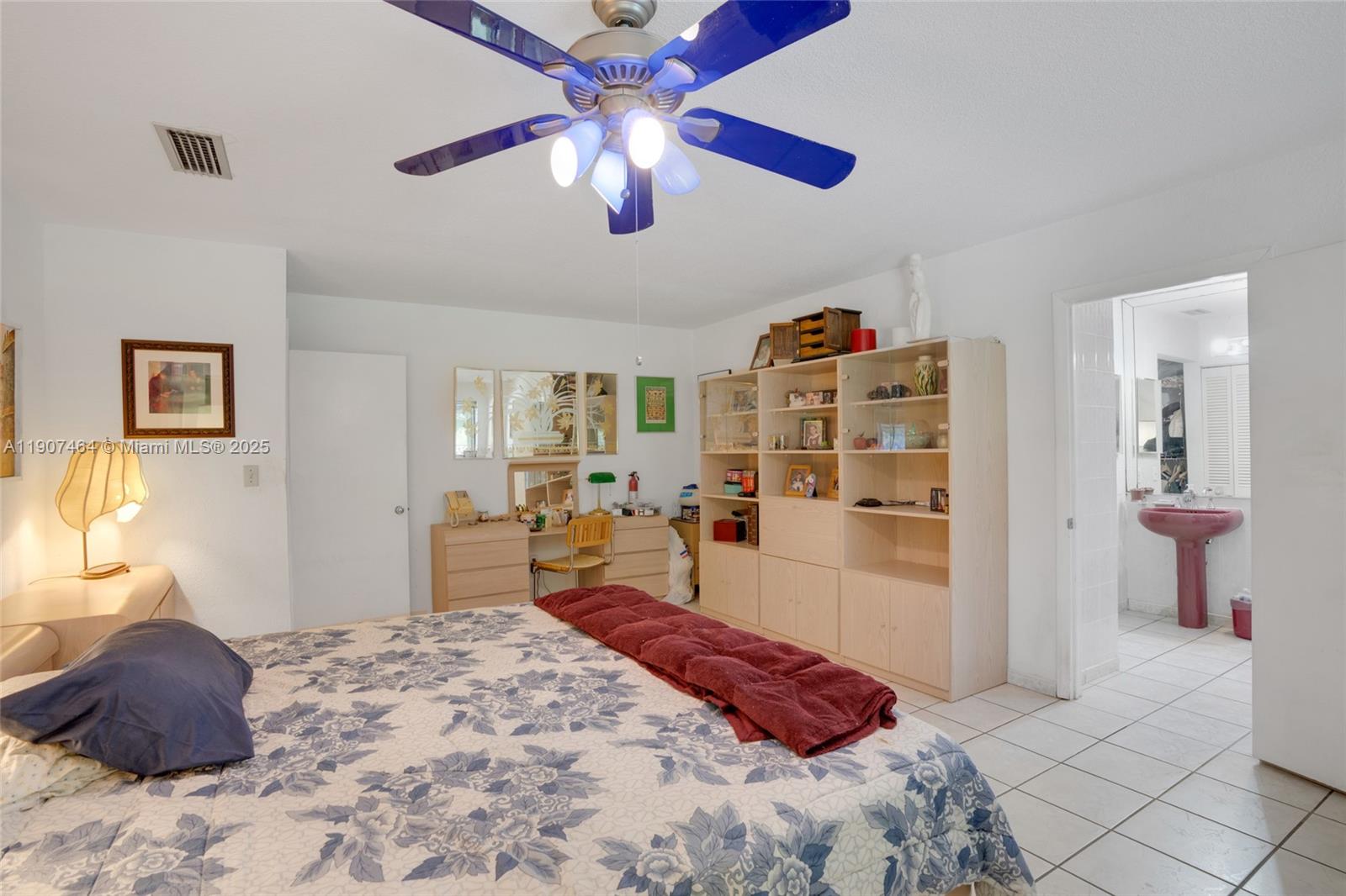 Cutler Bay, Florida, 33189, United States, 3 Bedrooms Bedrooms, ,2 BathroomsBathrooms,Residential,For Sale,1986466