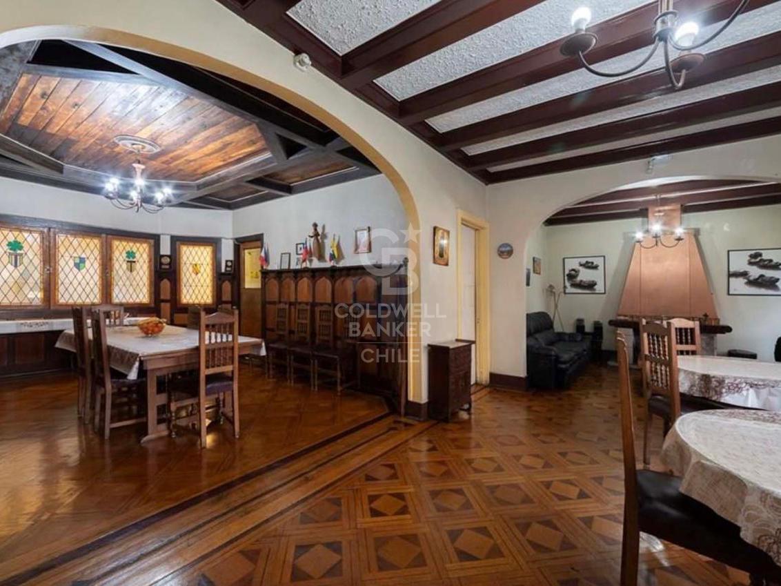 Providencia, Chile, 7 Bedrooms Bedrooms, ,7 BathroomsBathrooms,Residential,For Sale,1828187