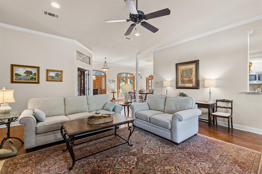 Waco, Texas, 76708, United States, 4 Bedrooms Bedrooms, ,4 BathroomsBathrooms,Residential,For Sale,1989175