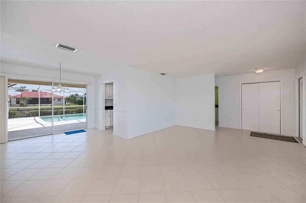 Punta Gorda, Florida, 33950, United States, 2 Bedrooms Bedrooms, ,2 BathroomsBathrooms,Residential,For Sale,1903720