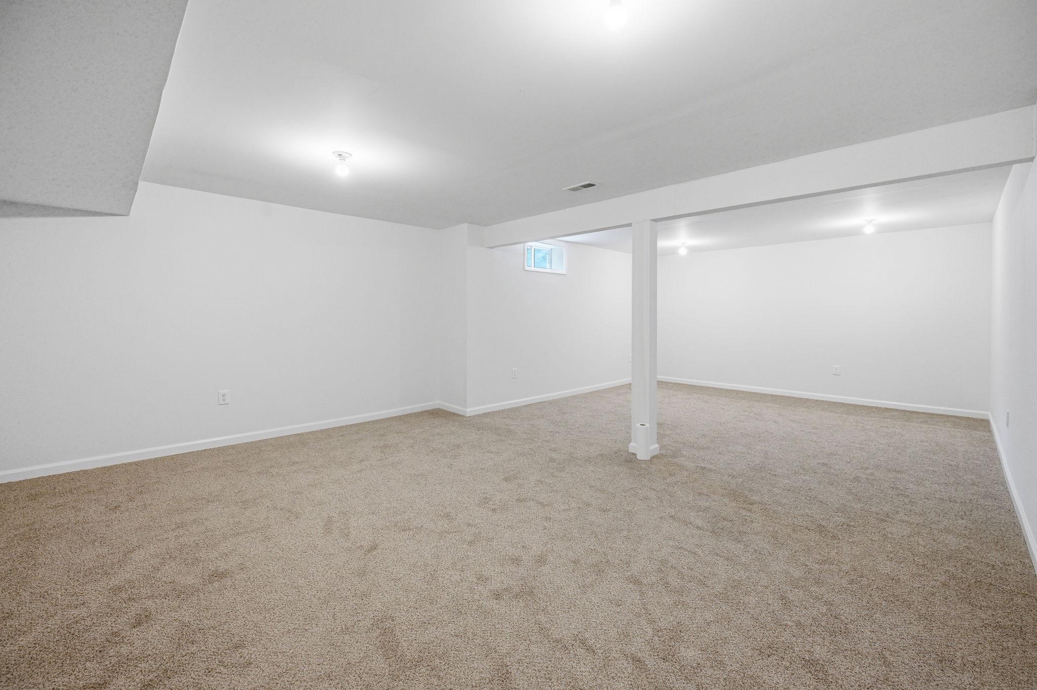 Triangle, Virginia, 22172, United States, 5 Bedrooms Bedrooms, ,4 BathroomsBathrooms,Residential,For Sale,2048381