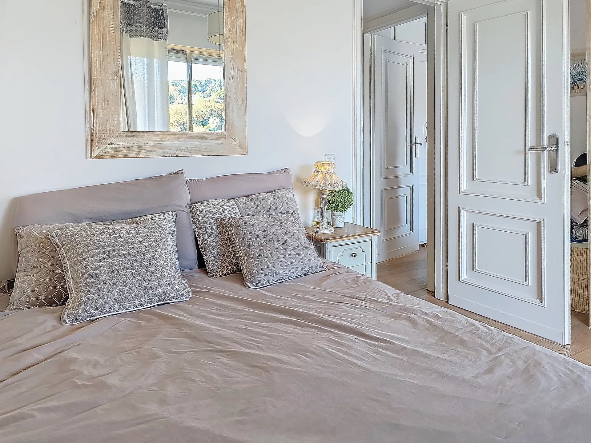 Le Cannet, Provence-Alpes-Côte d?Azur, 06110, FR, 2 Bedrooms Bedrooms, ,1 BathroomBathrooms,Residential,For Sale,1667652