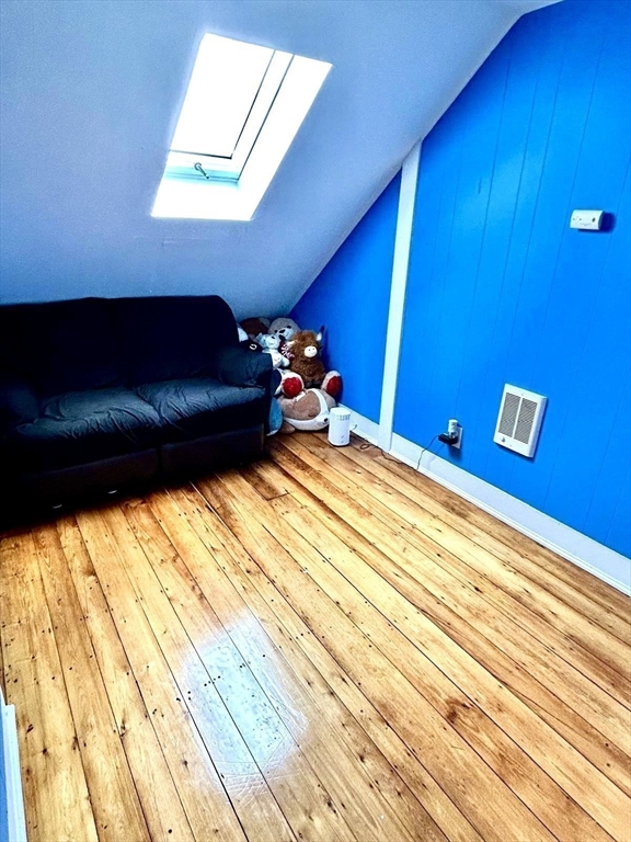 Lynn, Massachusetts, 01902, United States, 9 Bedrooms Bedrooms, ,3 BathroomsBathrooms,Residential,For Sale,1989600