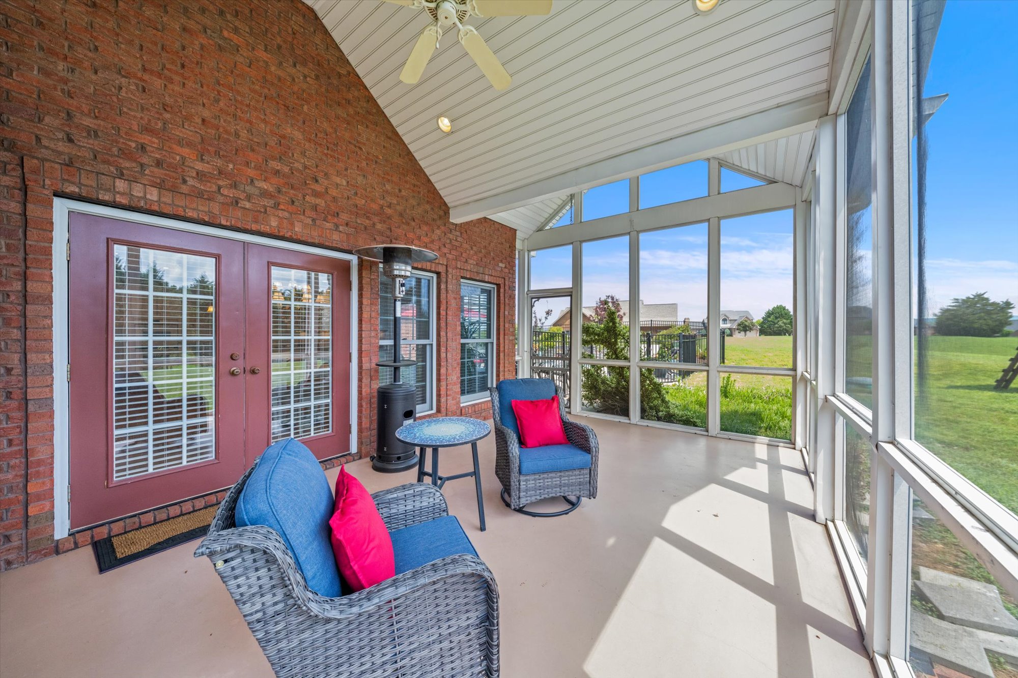 Sevierville, Tennessee, 37876-5201, United States, 3 Bedrooms Bedrooms, ,4 BathroomsBathrooms,Residential,For Sale,1810595