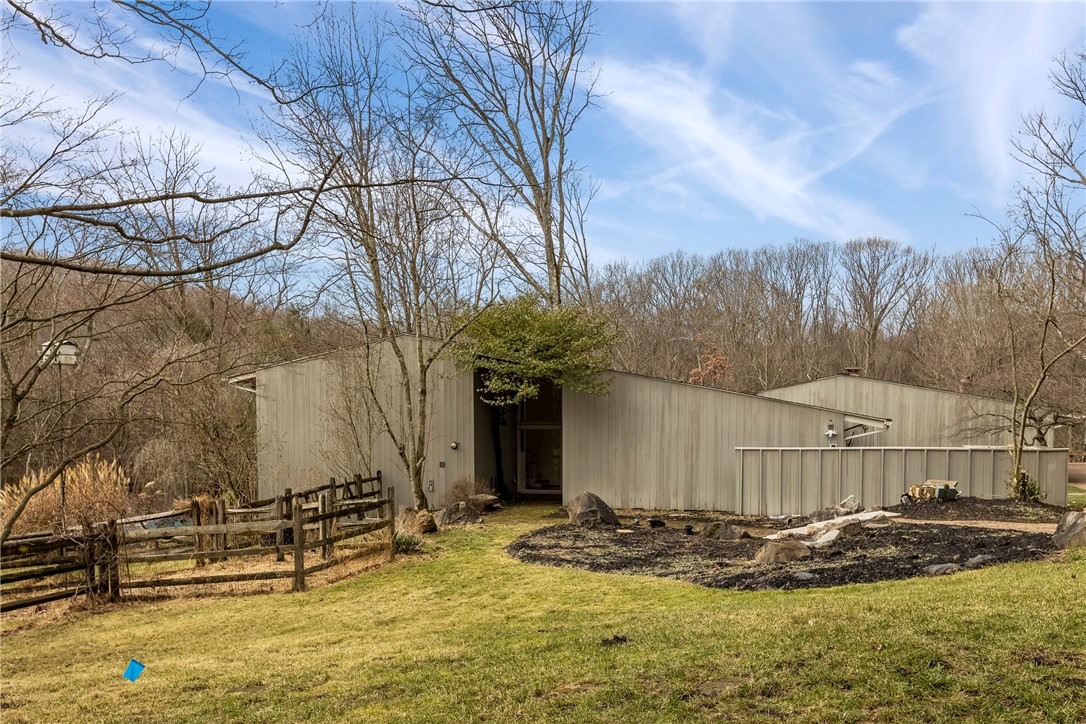 Fox Chapel, Pennsylvania, 15215, United States, 4 Bedrooms Bedrooms, ,5 BathroomsBathrooms,Residential,For Sale,1927245