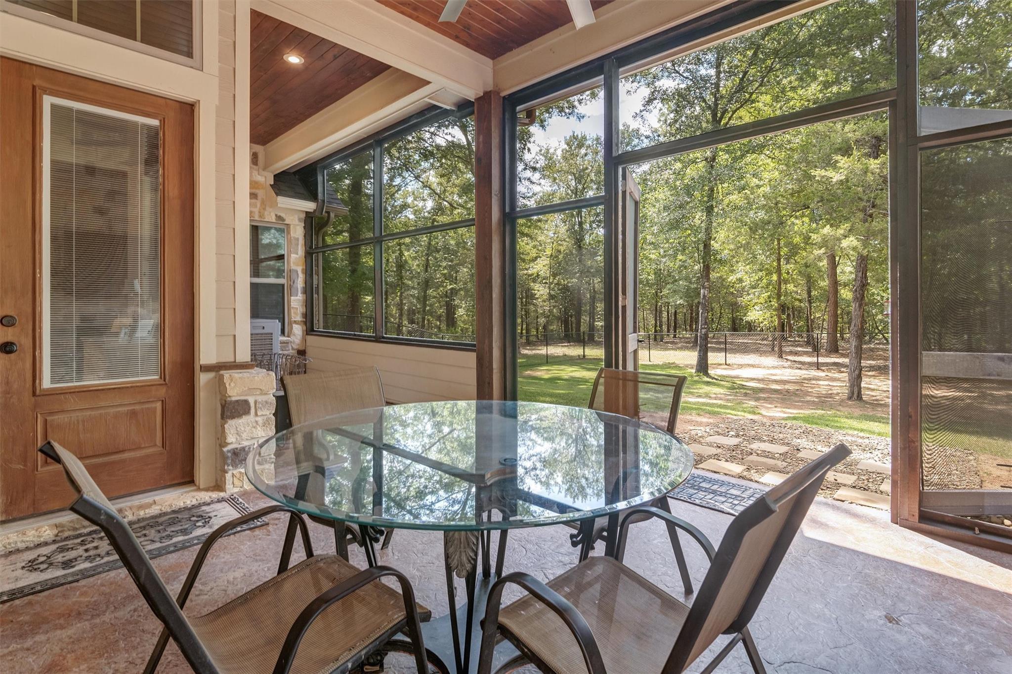 Quitman, Texas, 75783, United States, 3 Bedrooms Bedrooms, ,3 BathroomsBathrooms,Residential,For Sale,1693379