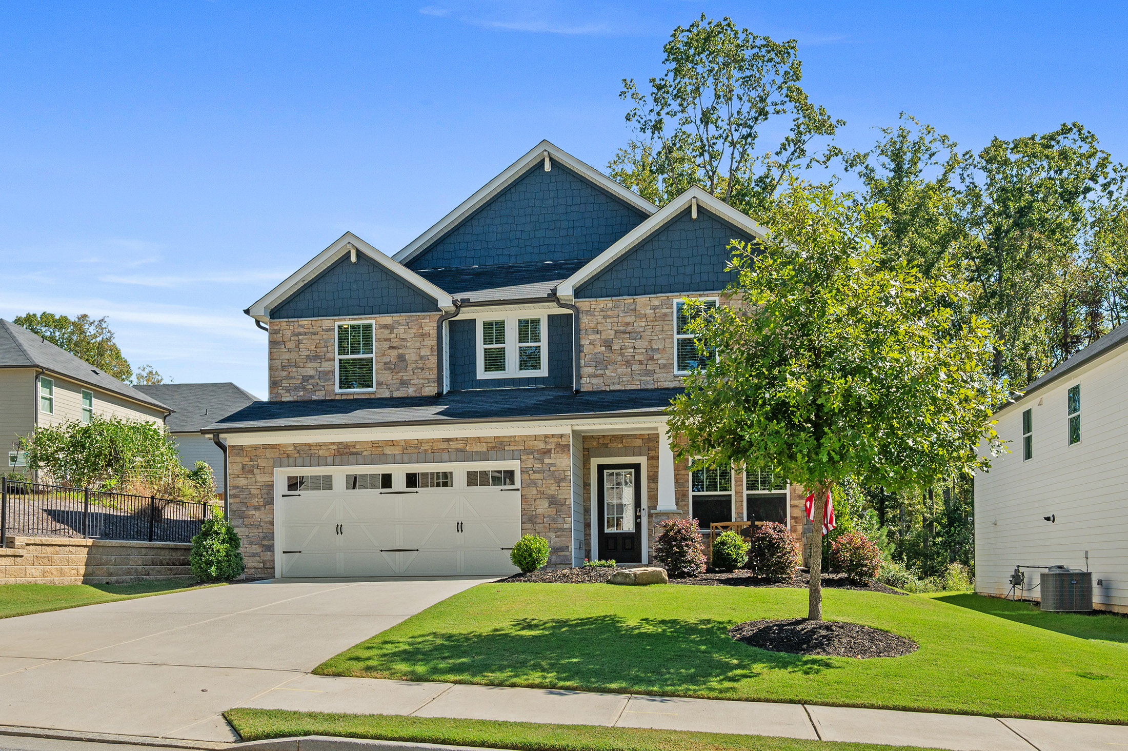 Move-In-Ready Living with a Home Office and Media Loft - 物件實景