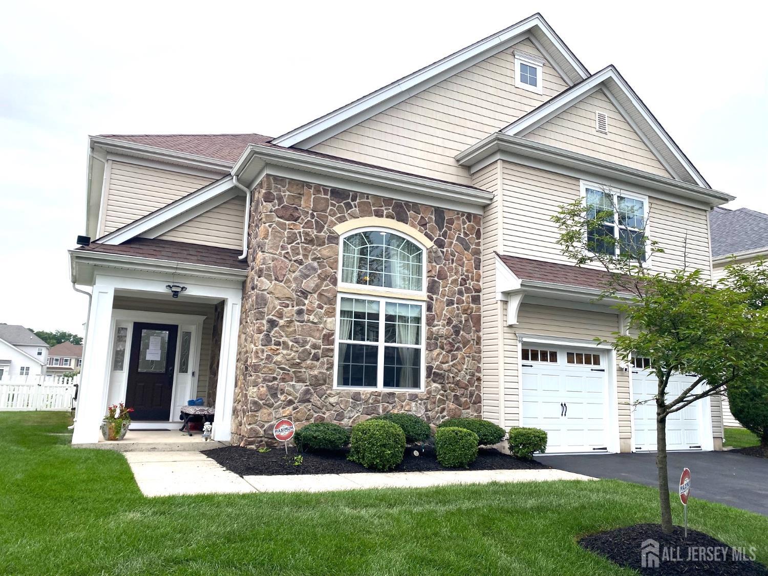 Piscataway, New Jersey, 08854, United States, 4 Bedrooms Bedrooms, ,3 BathroomsBathrooms,Residential,For Sale,1889779