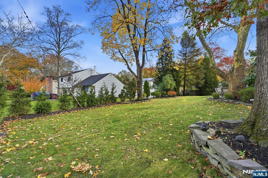 Twp of Washington, New Jersey, 07676, United States, 5 Bedrooms Bedrooms, ,3 BathroomsBathrooms,Residential,For Sale,1989508