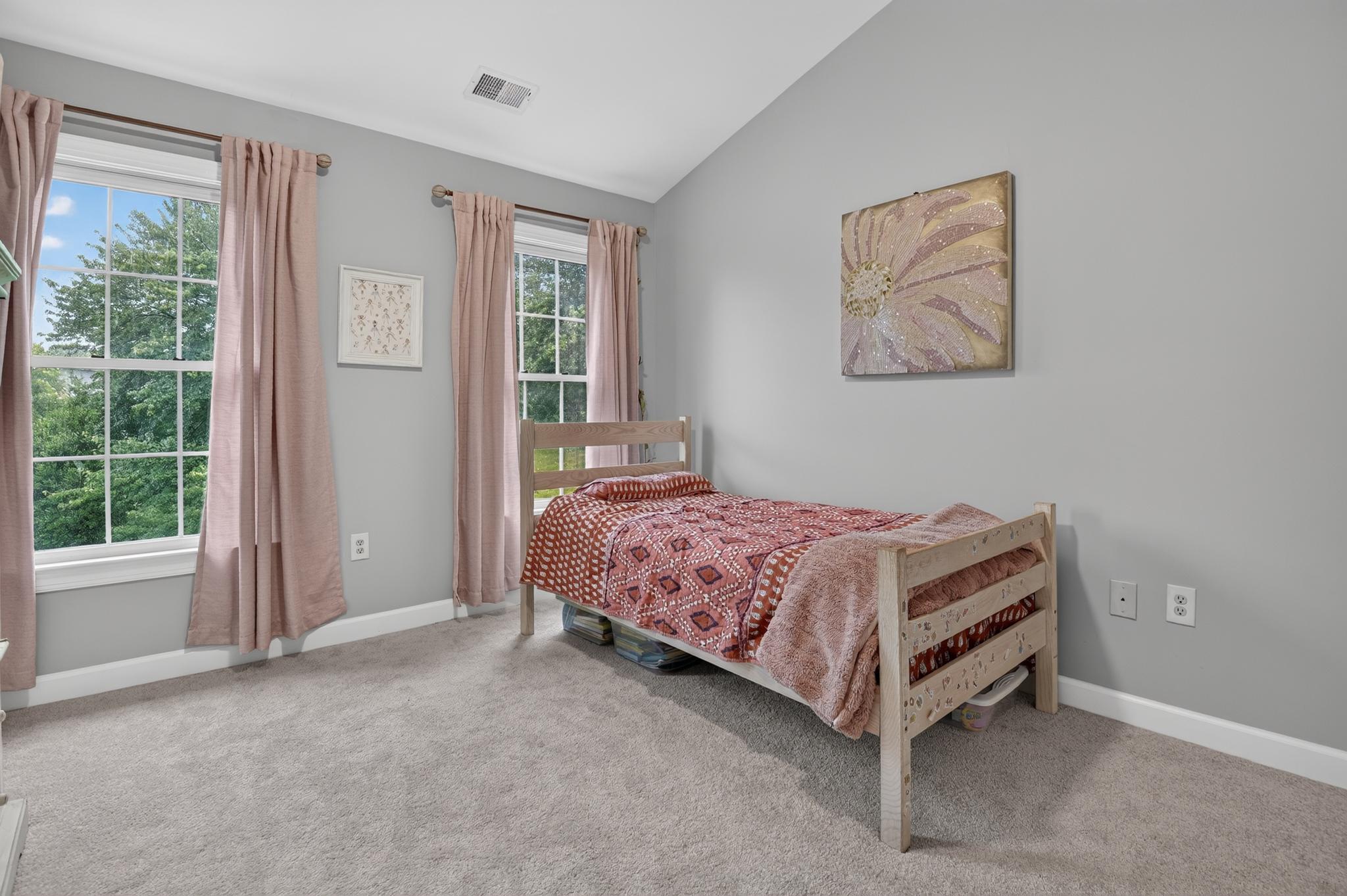  105 Crofton Hill Lane, Rockville, MD, 20850 - 物件實景