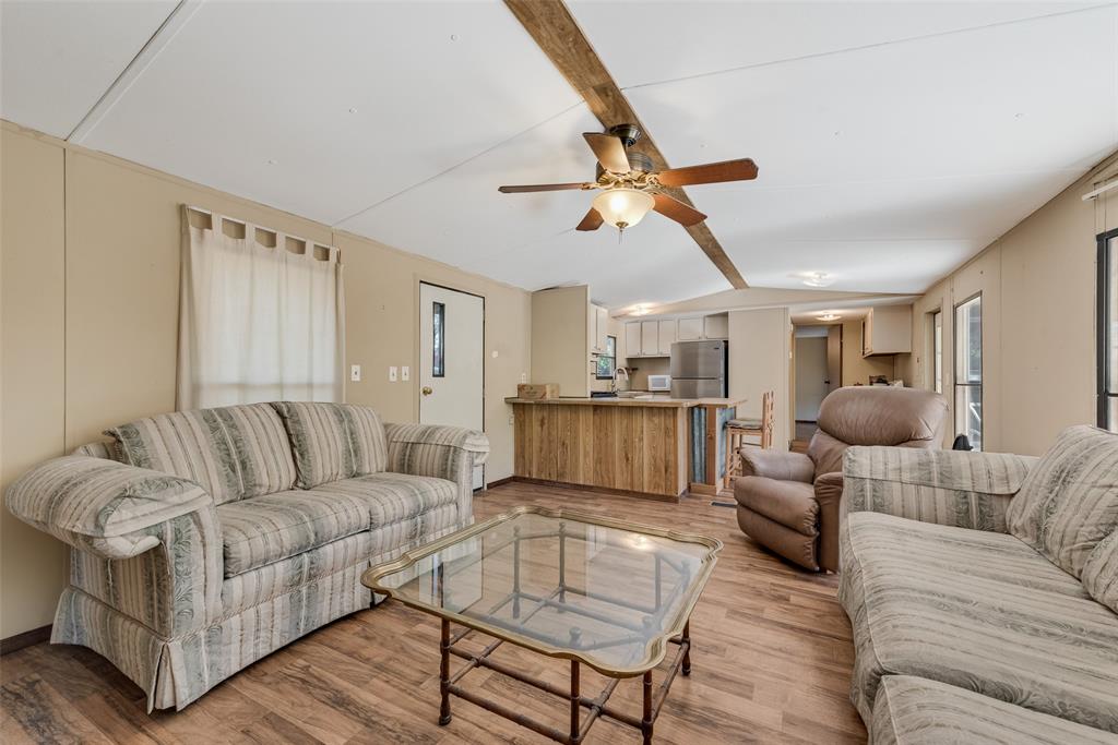 Maypearl, Texas, 76064, United States, 5 Bedrooms Bedrooms, ,3 BathroomsBathrooms,Residential,For Sale,1979588