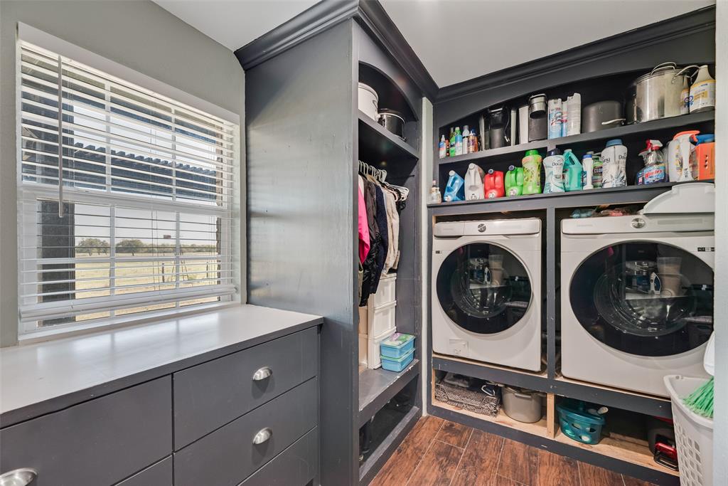 Royse City, Texas, 75189, United States, 4 Bedrooms Bedrooms, ,2 BathroomsBathrooms,Residential,For Sale,1987072