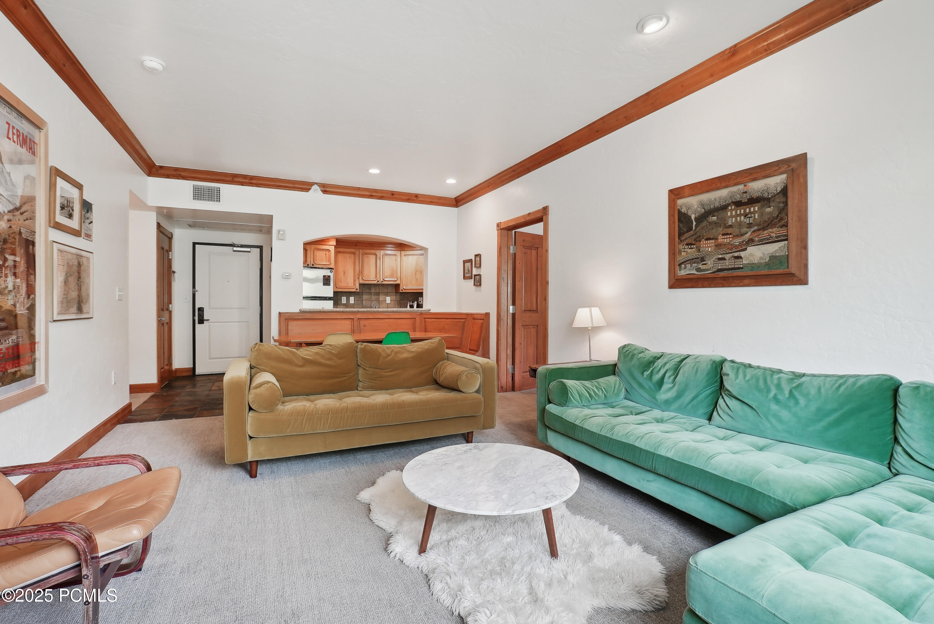 Midway, Utah, 84049, United States, 3 Bedrooms Bedrooms, ,3 BathroomsBathrooms,Residential,For Sale,1826612