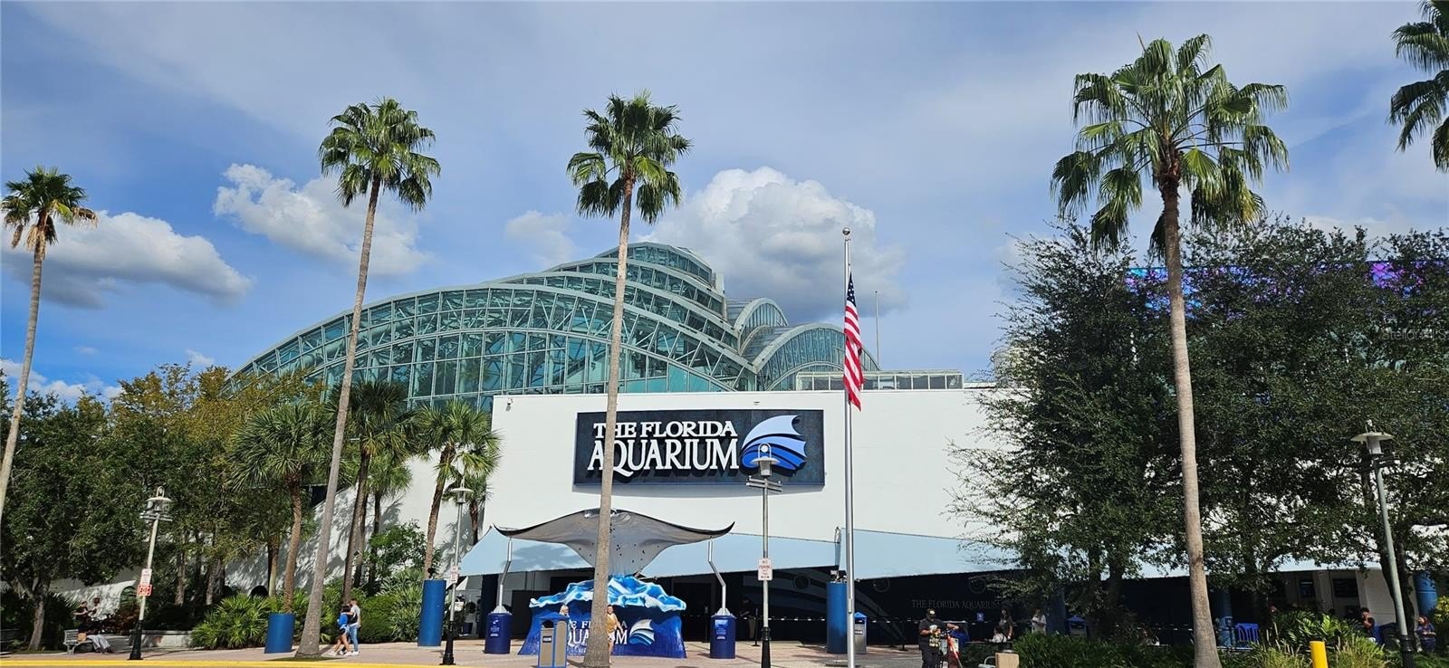 TAMPA, Florida, 33607, United States, 5 Bedrooms Bedrooms, ,3 BathroomsBathrooms,Residential,For Sale,1976051