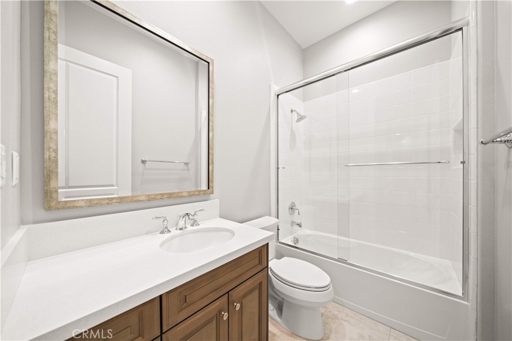 Irvine, California, 92602, United States, 5 Bedrooms Bedrooms, ,6 BathroomsBathrooms,Residential,For Sale,1982881