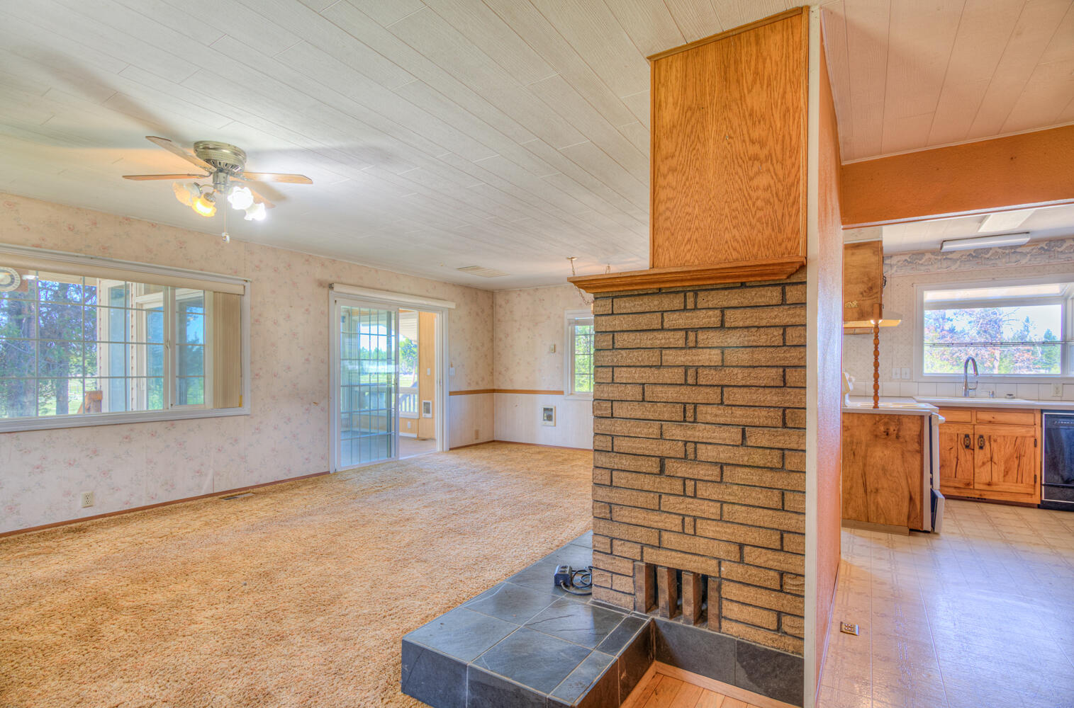 La Pine, Oregon, 97739, United States, 3 Bedrooms Bedrooms, ,2 BathroomsBathrooms,Residential,For Sale,1975035