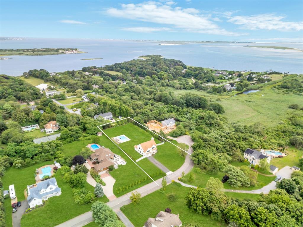 East Moriches, New York, 11940, United States, 4 Bedrooms Bedrooms, ,3 BathroomsBathrooms,Residential,For Sale,1901404