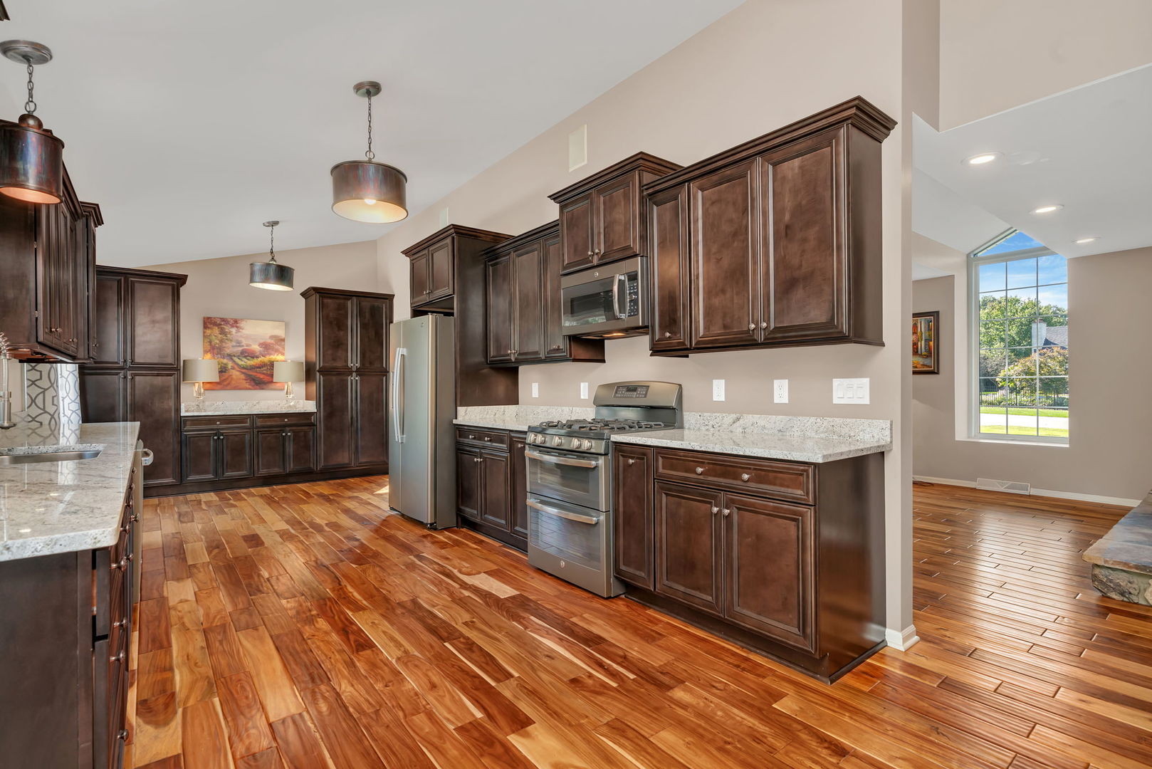 Joliet, Illinois, 60431, United States, 3 Bedrooms Bedrooms, ,3 BathroomsBathrooms,Residential,For Sale,1989625