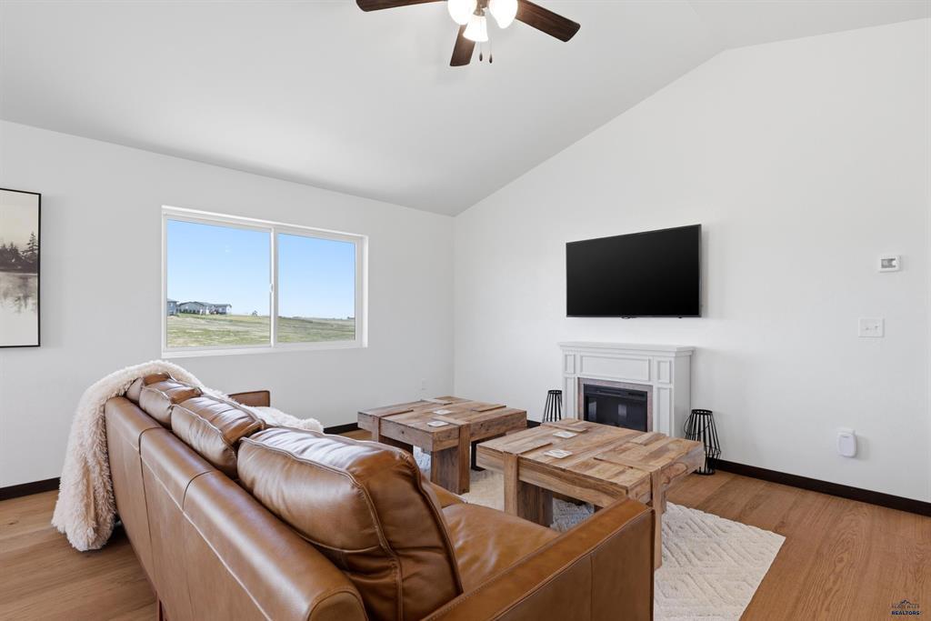 Rapid City, South Dakota, 57701, United States, 4 Bedrooms Bedrooms, ,3 BathroomsBathrooms,Residential,For Sale,2048114