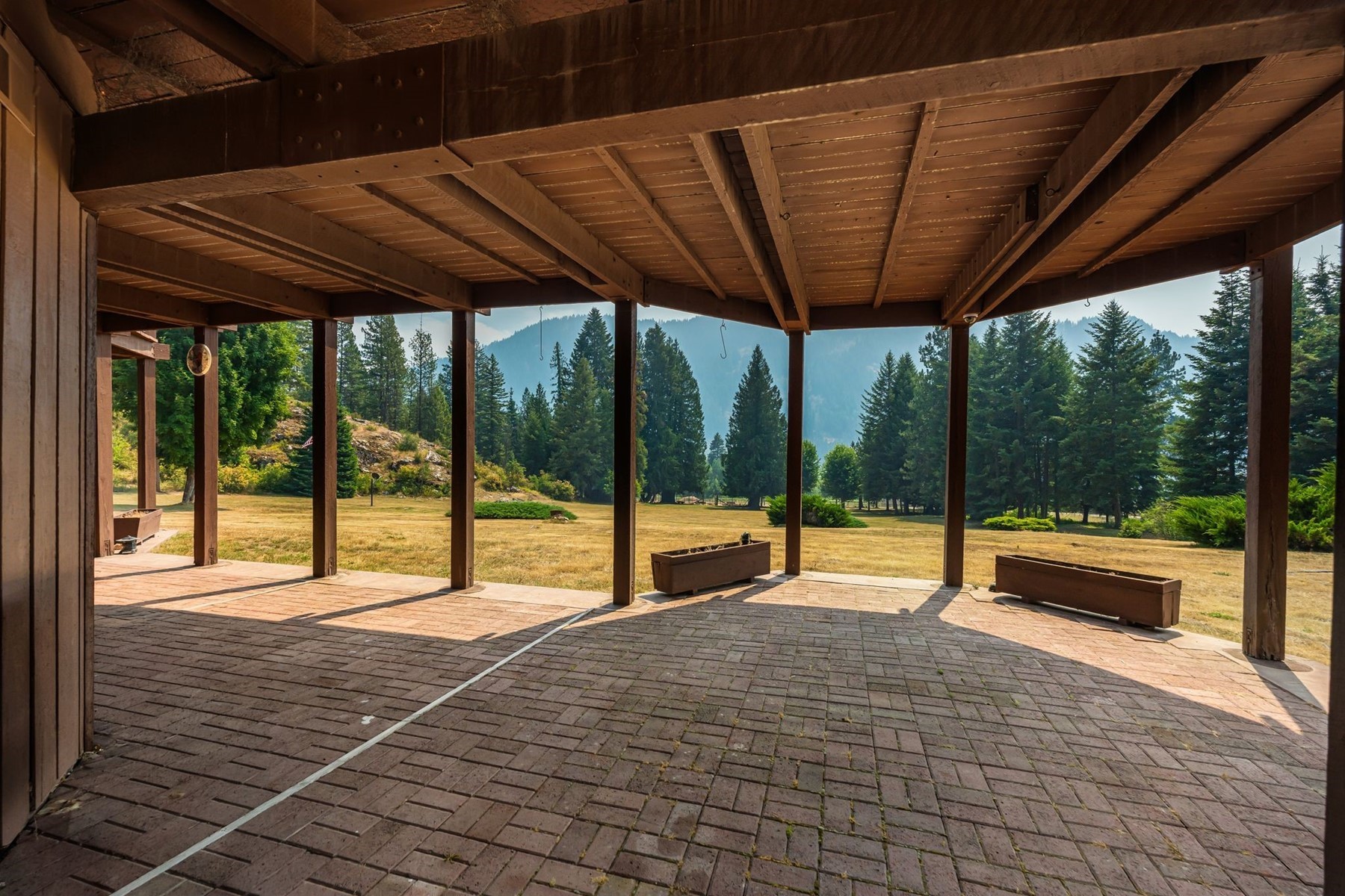  Meadowview Ranch - 物件實景