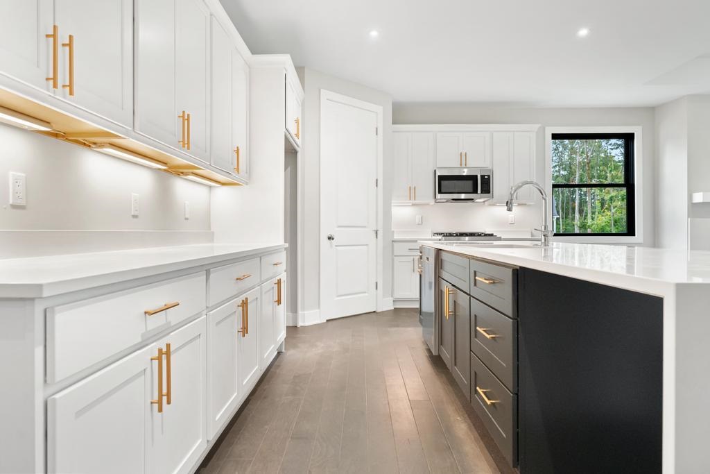 Harbor Springs, Michigan, 49740, United States, 3 Bedrooms Bedrooms, ,2 BathroomsBathrooms,Residential,For Sale,1991067