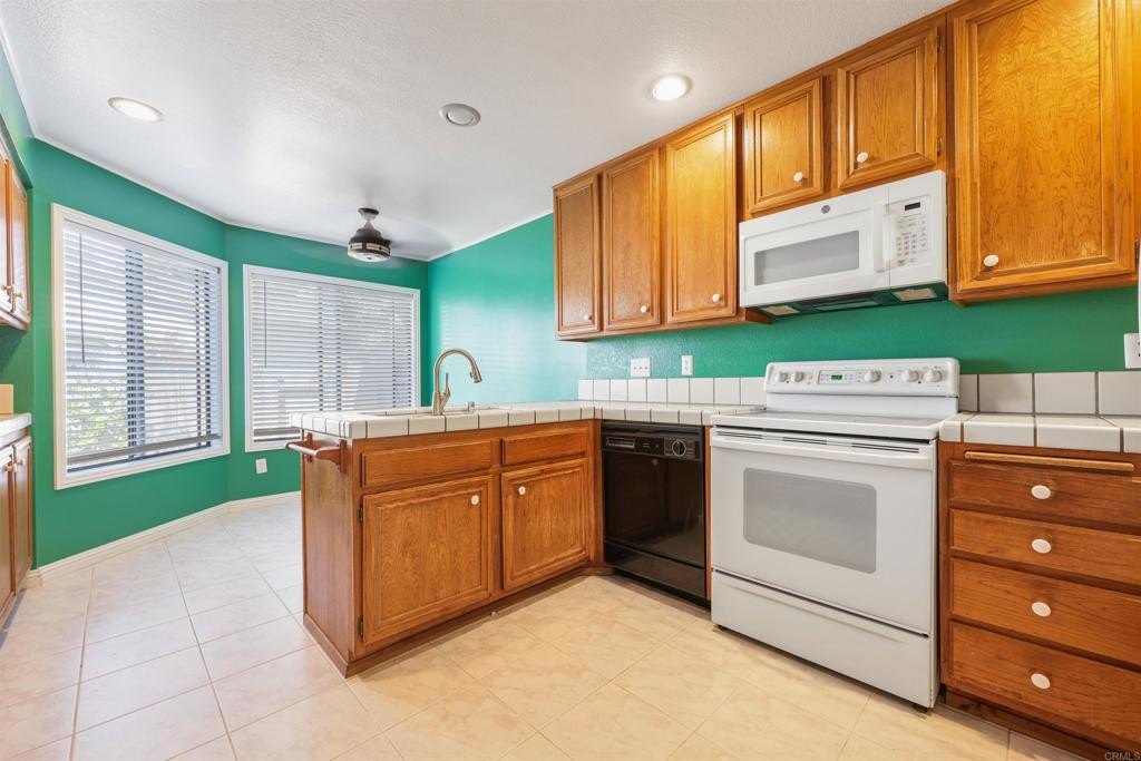 San Diego, California, 92119, United States, 3 Bedrooms Bedrooms, ,3 BathroomsBathrooms,Residential,For Sale,1951168