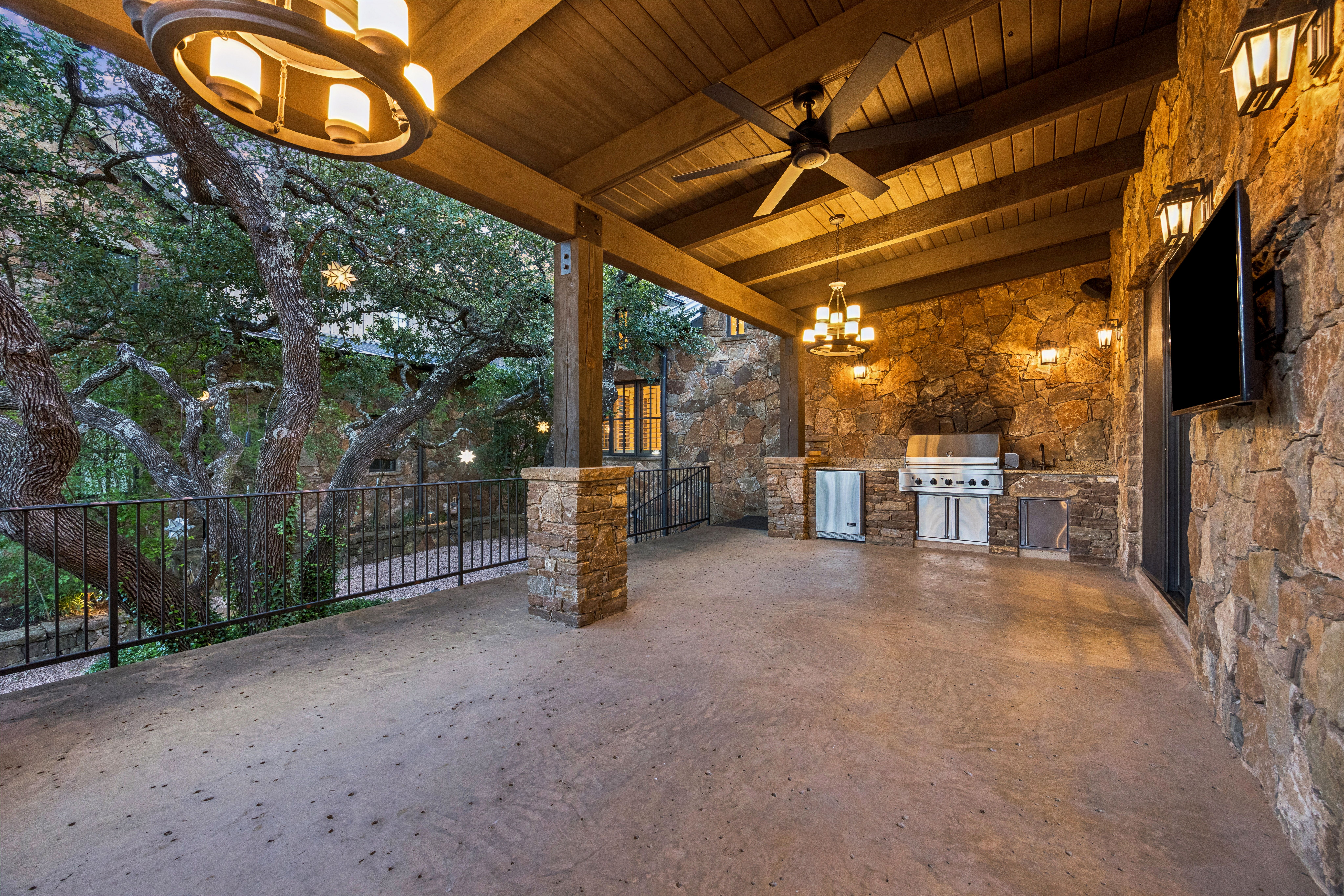  A Hidden Gem in Spanish Oaks—Peaceful, Private, and Beautifully Timeless - 物件實景
