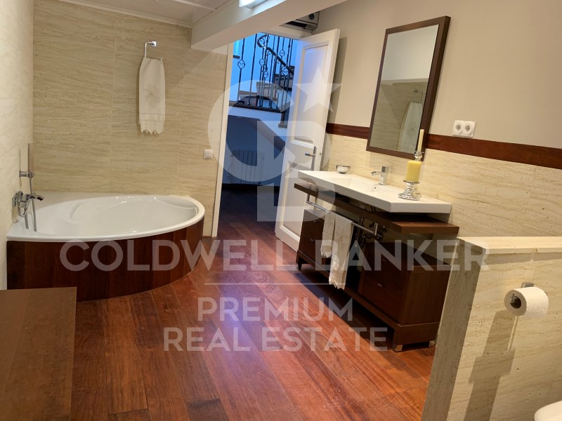 Cerdanyola del Vallès, Catalonia, ES, 5 Bedrooms Bedrooms, ,5 BathroomsBathrooms,Residential,For Sale,1491683