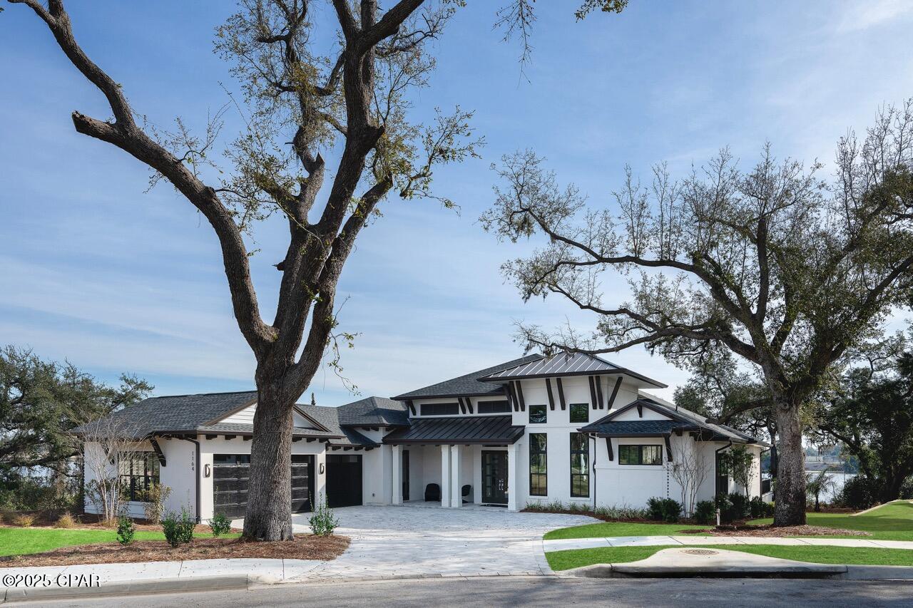 Panama City, Florida, 32401, United States, 4 Bedrooms Bedrooms, ,4 BathroomsBathrooms,Residential,For Sale,1850226