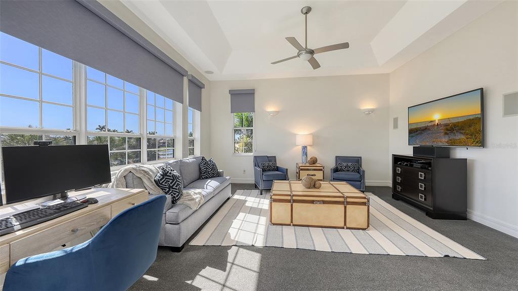 Lakewood Ranch, Florida, 34202, United States, 4 Bedrooms Bedrooms, ,5 BathroomsBathrooms,Residential,For Sale,1795328