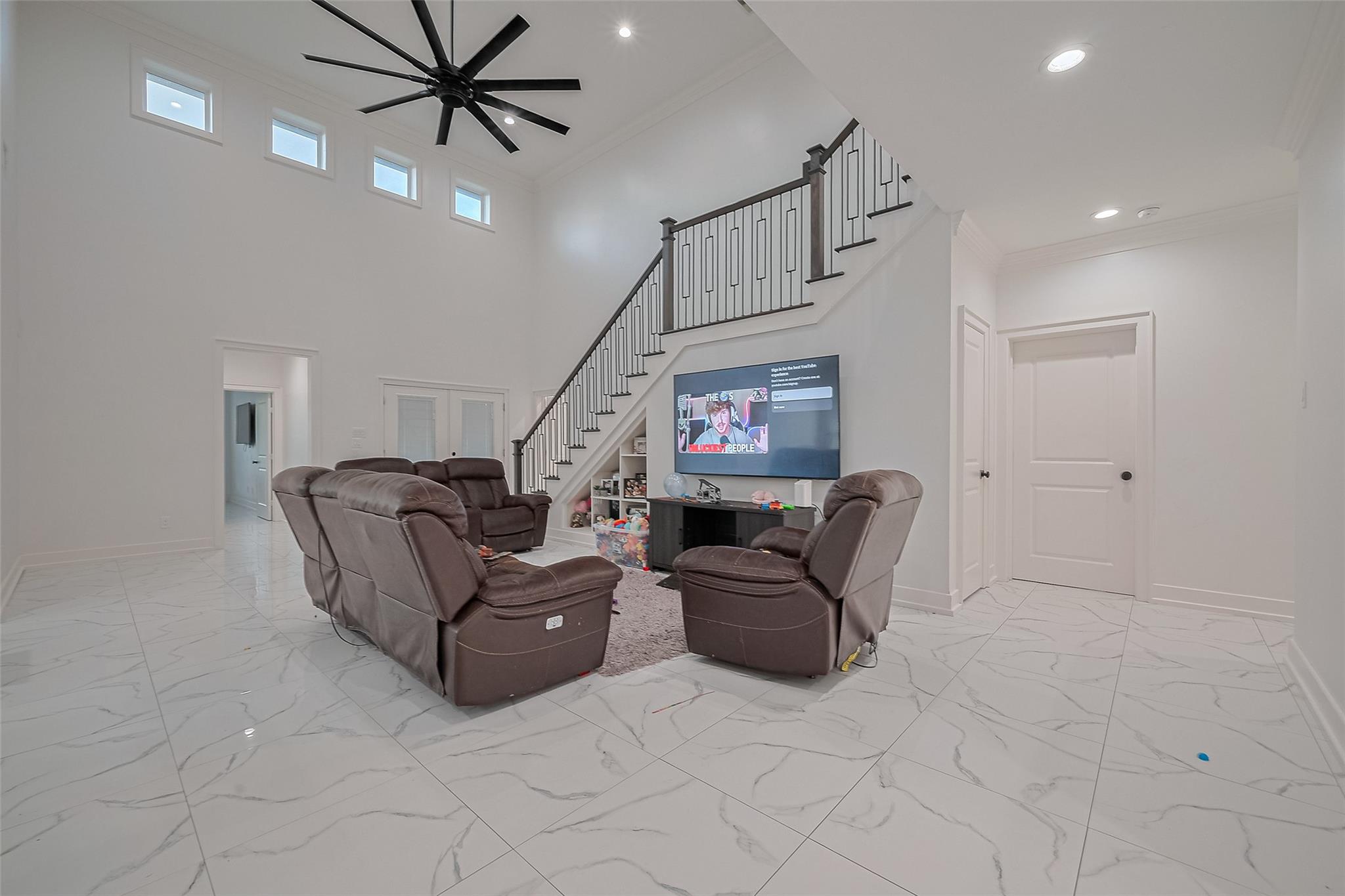 Houston, Texas, 77088, United States, 5 Bedrooms Bedrooms, ,5 BathroomsBathrooms,Residential,For Sale,1974998