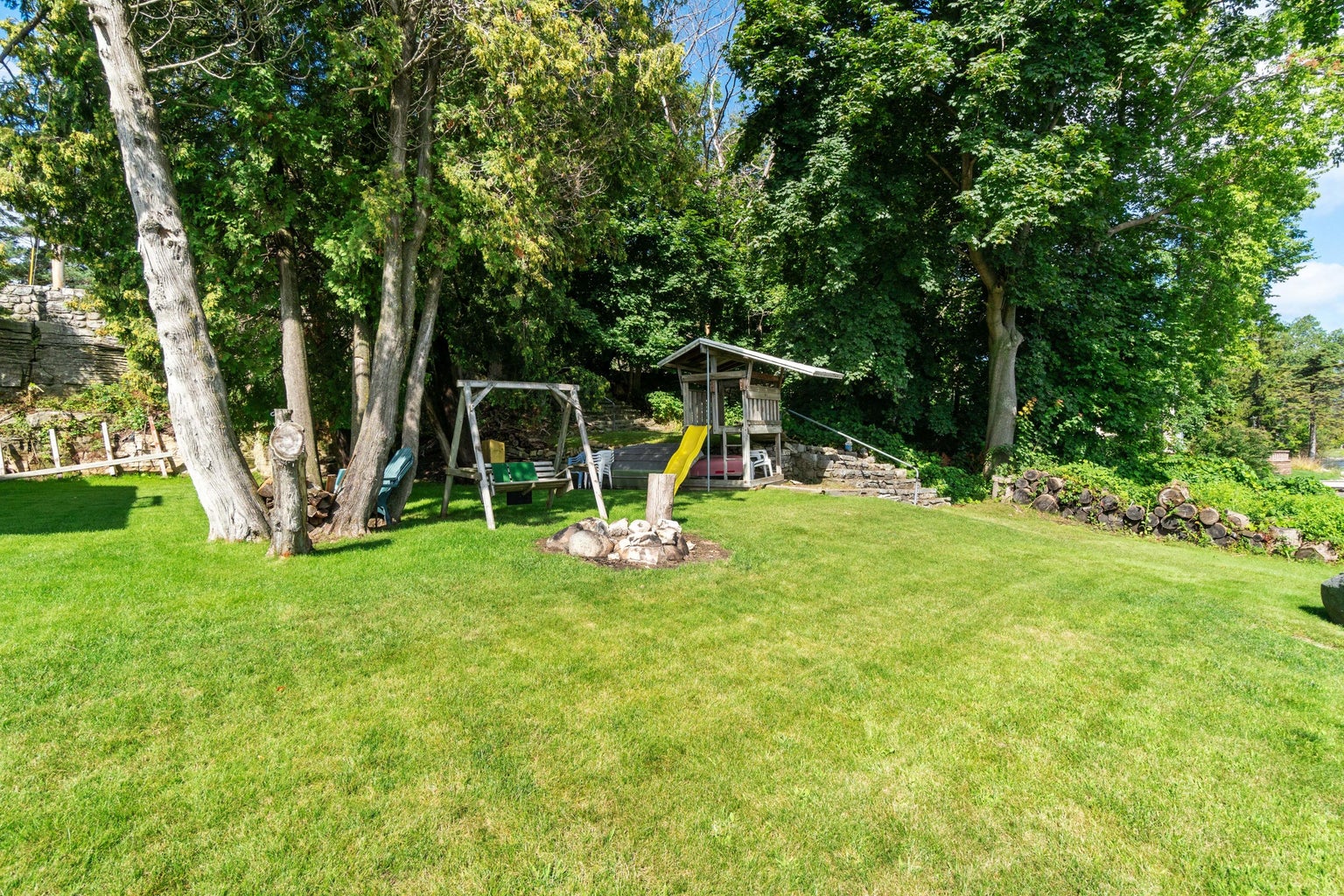 Sturgeon Bay, Wisconsin, 54235, United States, 5 Bedrooms Bedrooms, ,3 BathroomsBathrooms,Residential,For Sale,1923516