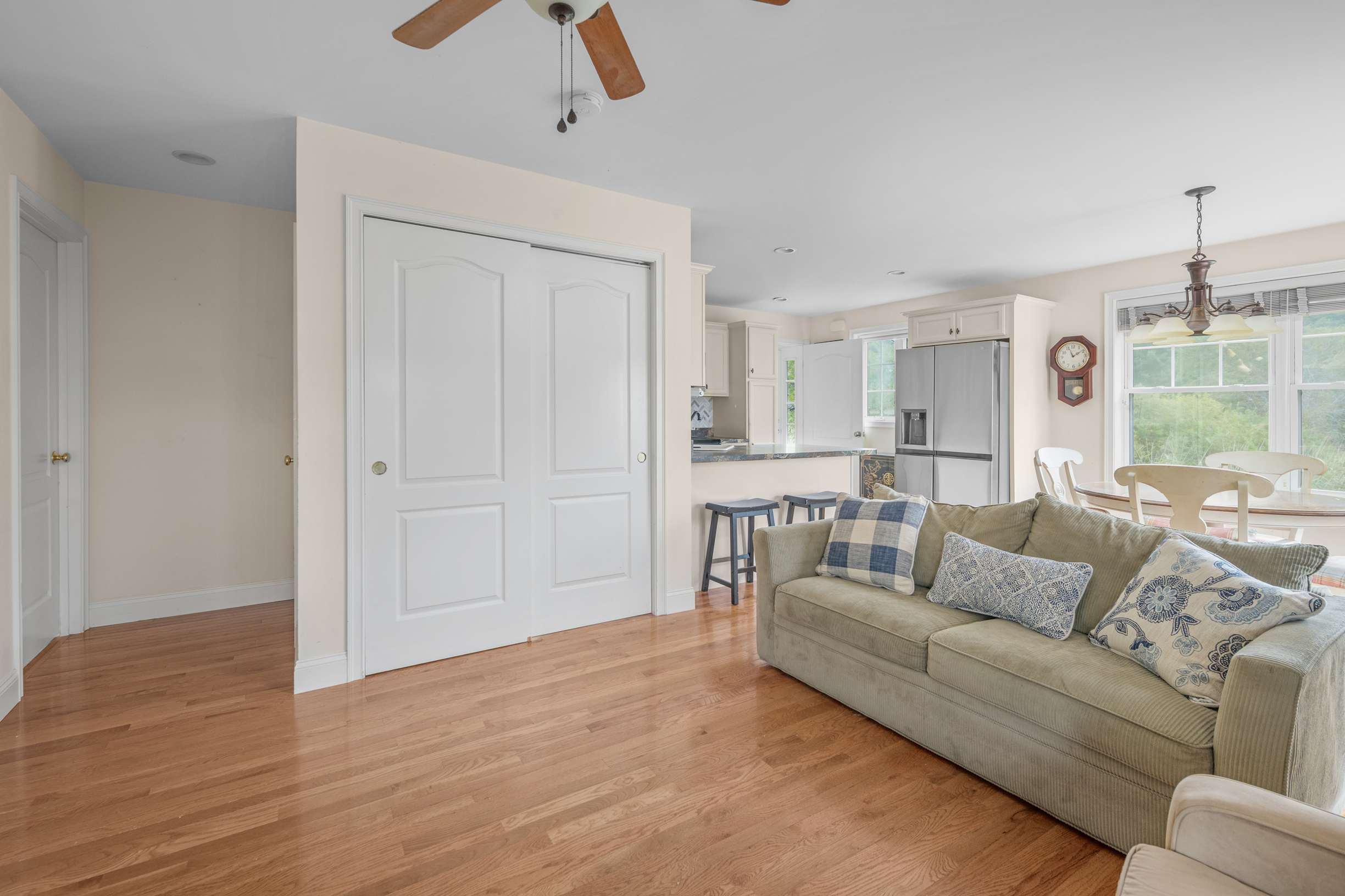  River View Home with In-Law Suite in York - 物件實景