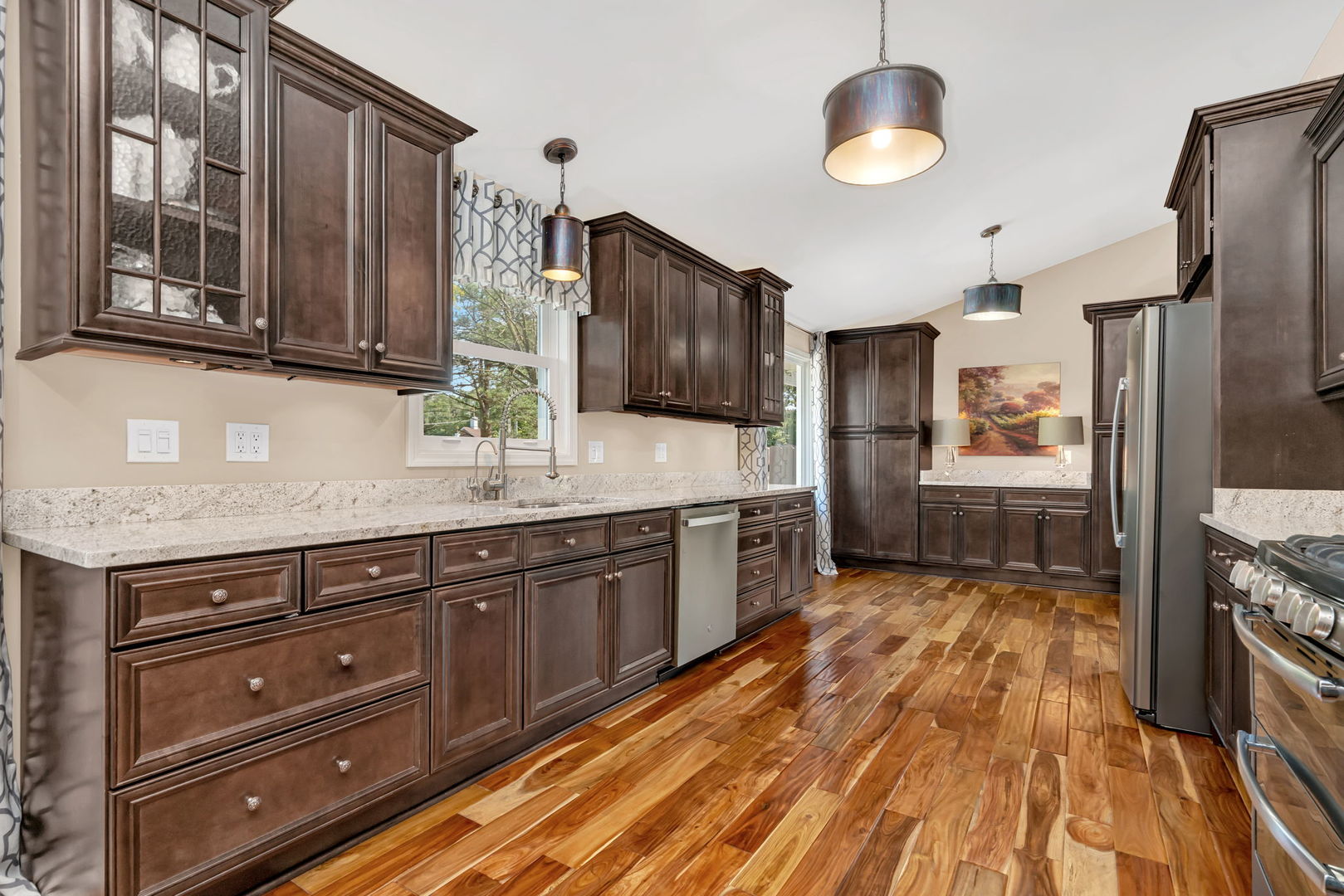 Joliet, Illinois, 60431, United States, 3 Bedrooms Bedrooms, ,3 BathroomsBathrooms,Residential,For Sale,1989625