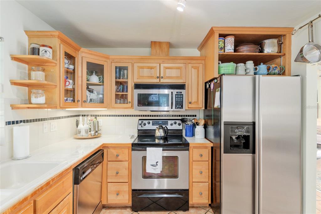 Newberry, Florida, 32669, United States, 3 Bedrooms Bedrooms, ,2 BathroomsBathrooms,Residential,For Sale,1847426