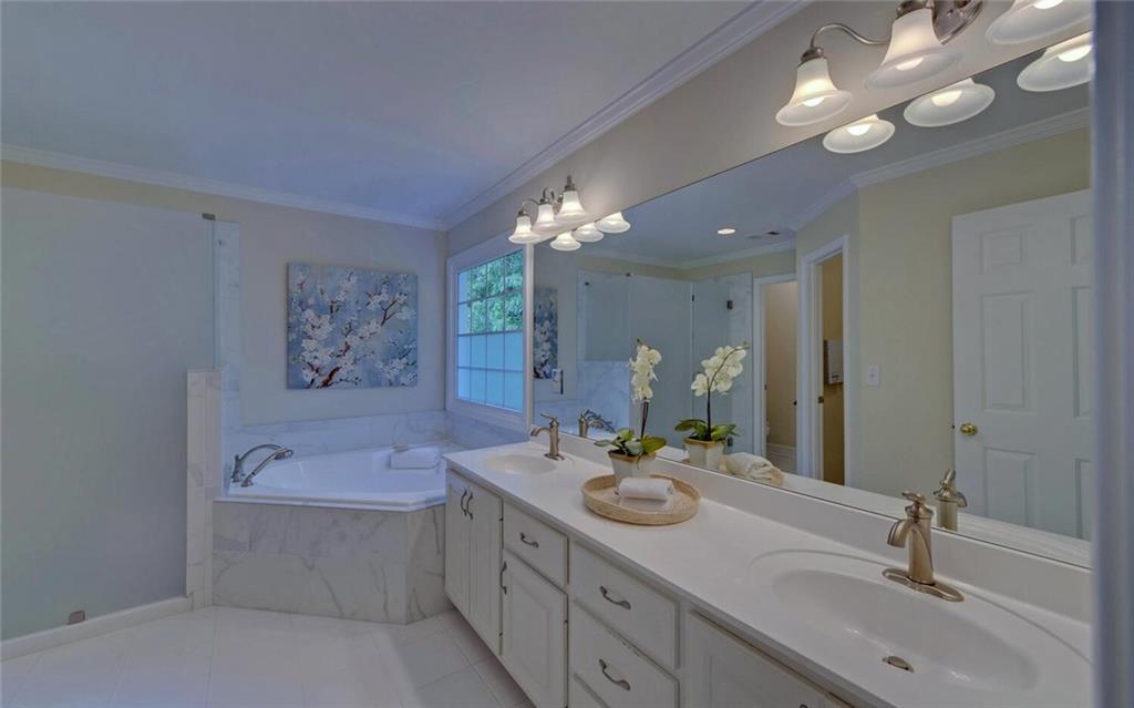 Lawrenceville, Georgia, 30043, United States, 5 Bedrooms Bedrooms, ,4 BathroomsBathrooms,Residential,For Sale,1794792