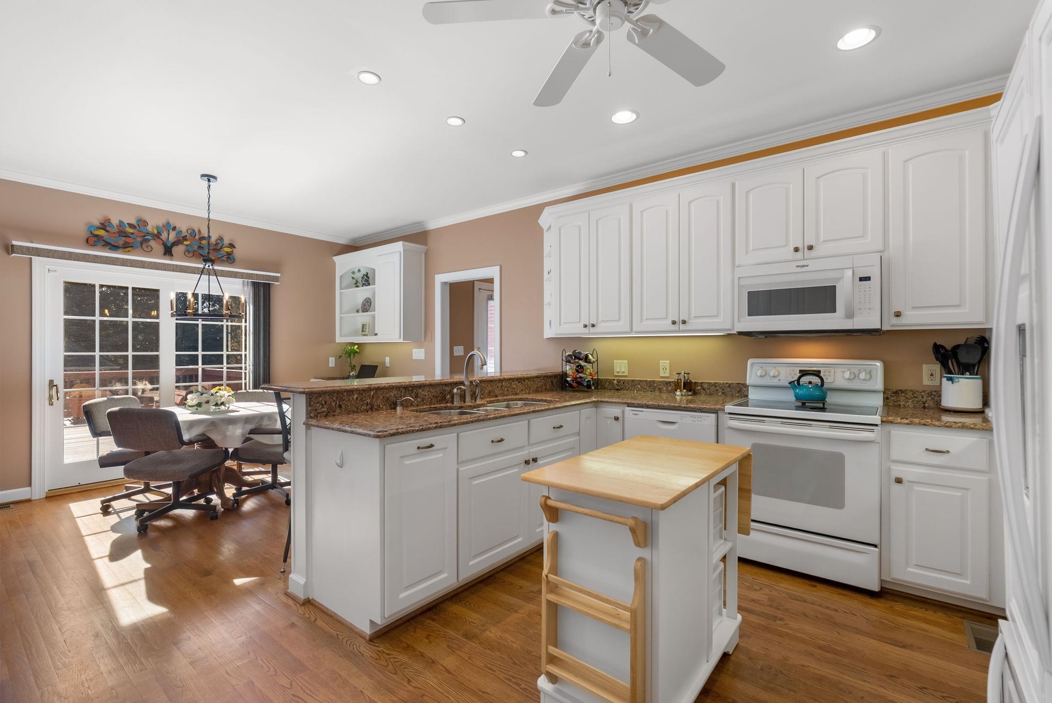 Boiling Springs, South Carolina, 29316, United States, 4 Bedrooms Bedrooms, ,4 BathroomsBathrooms,Residential,For Sale,1989129