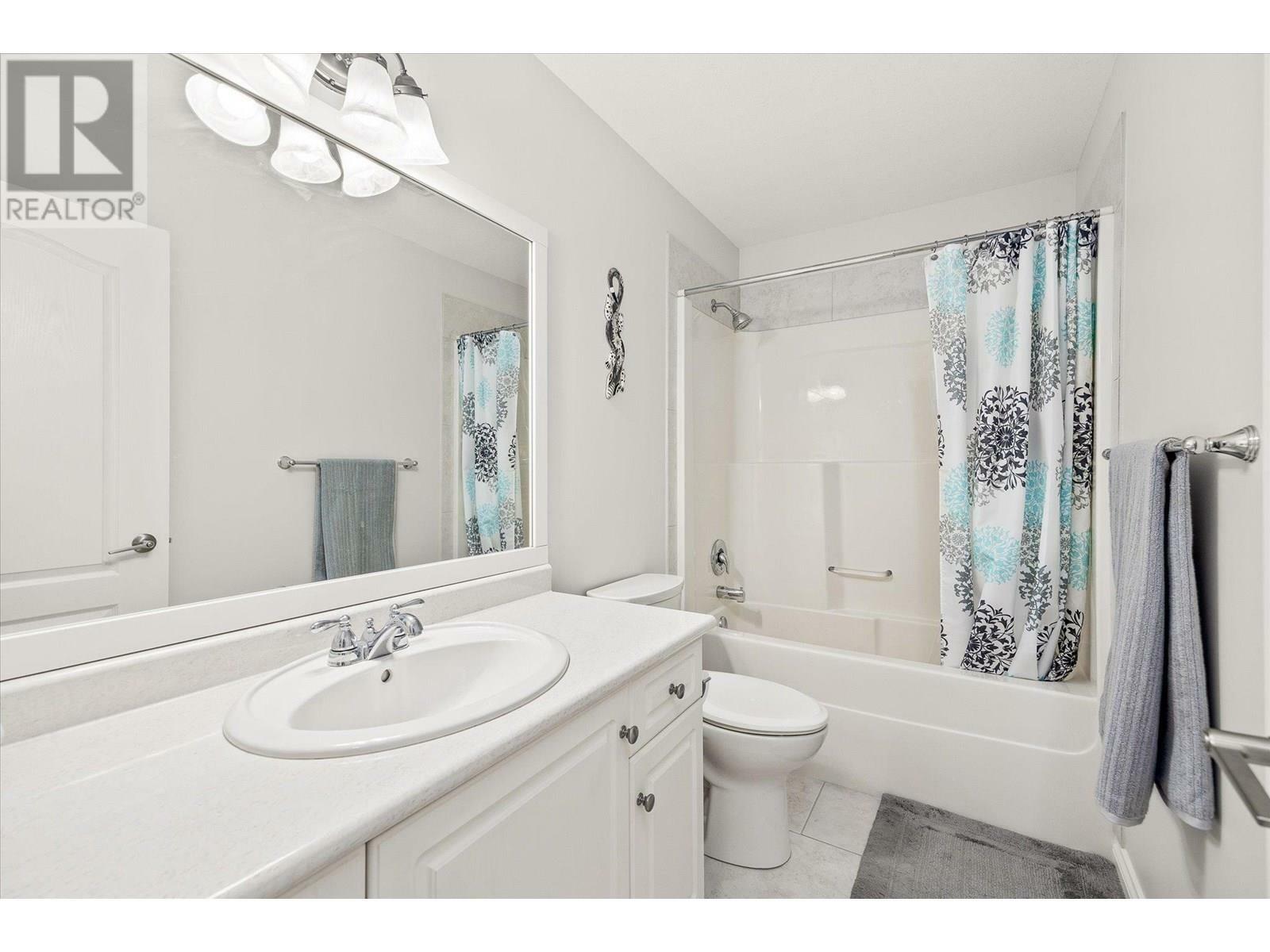 KELOWNA, British Columbia, V1W 4K9, CA, 4 Bedrooms Bedrooms, ,3 BathroomsBathrooms,Residential,For Sale,1865422