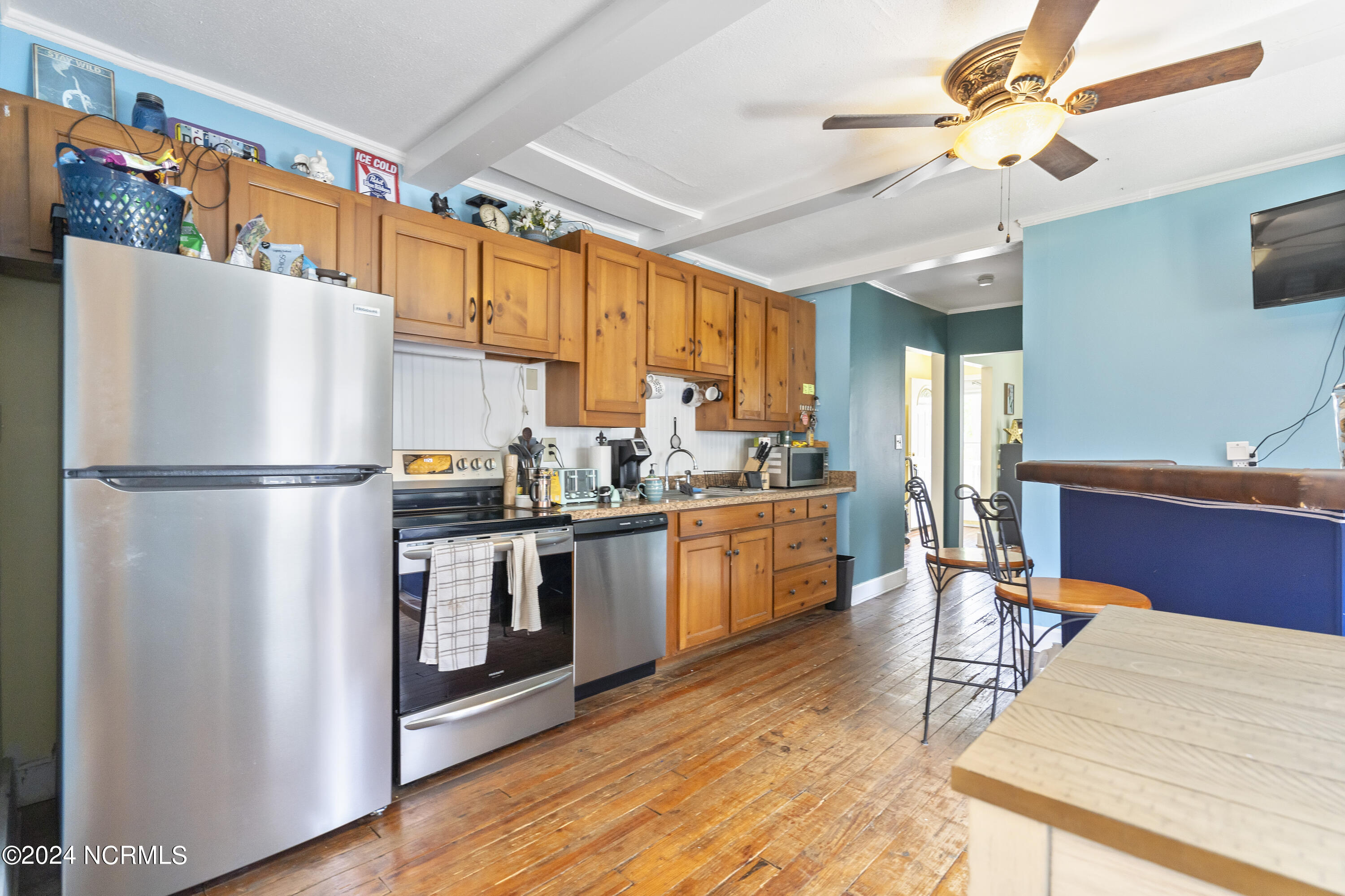 Carolina Beach, North Carolina, 28428, United States, 2 Bedrooms Bedrooms, ,2 BathroomsBathrooms,Residential,For Sale,1708974