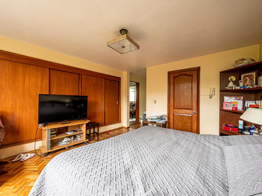 Avenida Cumbres de Acultzingo, Miguel Hidalgo, Ciudad de México, 11950, Mexico, 3 Bedrooms Bedrooms, ,3 BathroomsBathrooms,Residential,For Sale,Avenida Cumbres de Acultzingo,1444725
